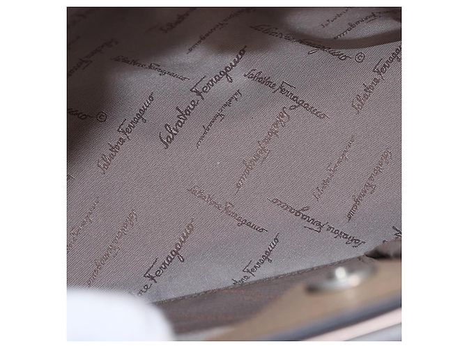 Bolso de mano Salvatore Ferragamo de cuero marrón plata Auth ka5316 Castaño - vista 10