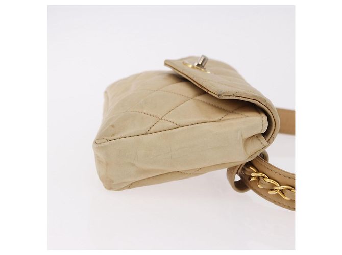 CHANEL Marsupio Matelasse in pelle di agnello Beige Oro CC Auth bs36144 D'oro - vista 3