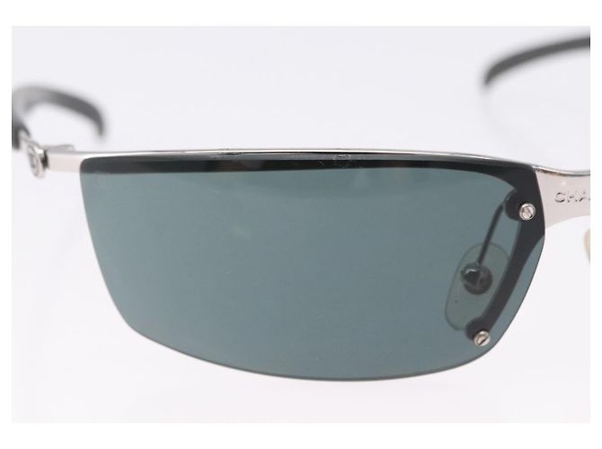 Gafas de sol CHANEL metal Verde CC Auth 192844M - vista 3