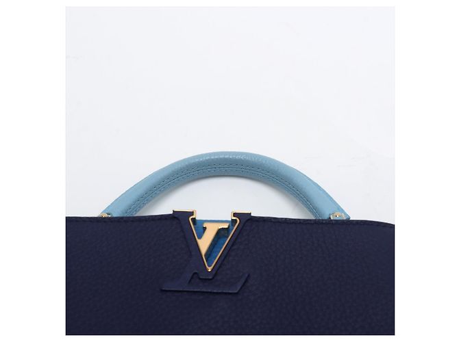 Louis Vuitton Borsa Capucines BB in pelle Taurillon blu - vista 6