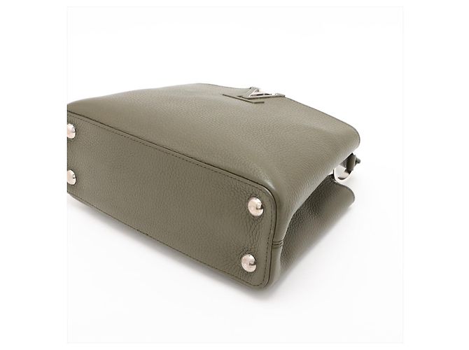 Louis Vuitton Borsa Capucines BB Taurillon Leather Verde - vista 3