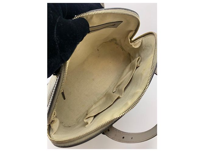 Gucci GG Monogramm Boston Dome-Tasche aus Lackleder - Ansicht 12