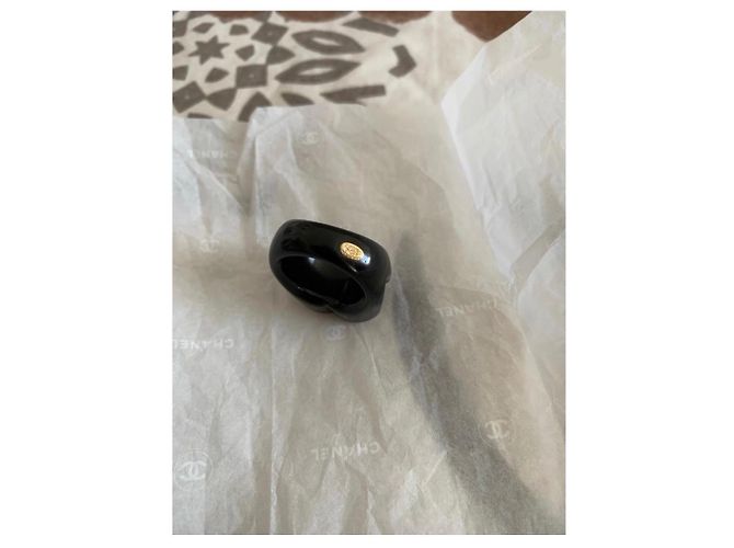 Chanel CC Logo Ring Schwarz und Weiß - Ansicht 7