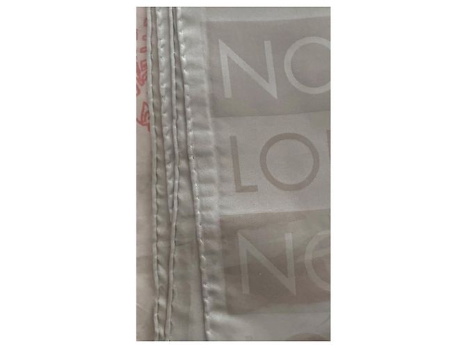 Carré in seta Louis Vuitton Monogram Grigio Monogramma - vista 5
