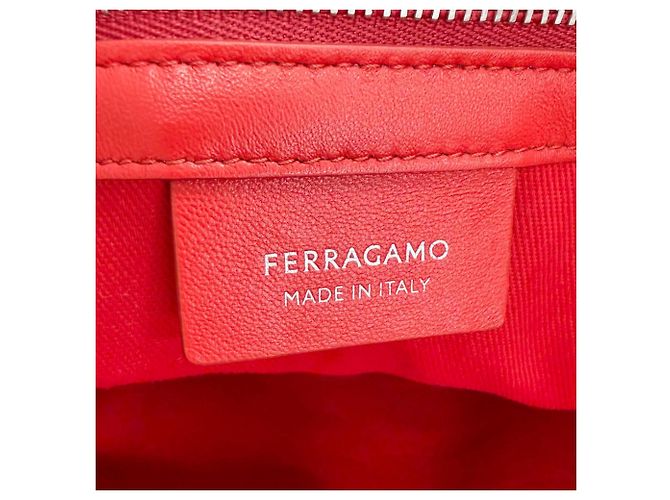 Sac cabas en cuir rouge Salvatore Ferragamo - vue 10