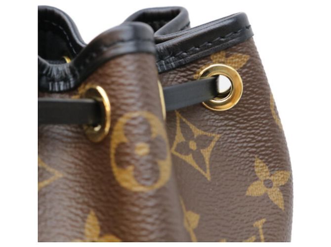 Borsa a tracolla Louis Vuitton Monogram Canoe Marrone - vista 8