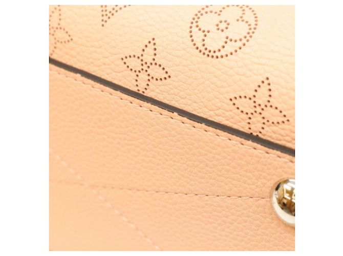 Borsa a tracolla Louis Vuitton Mahina Magnolia Babylon Chain BB Rosa - vista 9