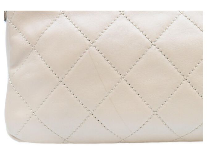 Borsa a tracolla Chanel in pelle di vitello nera e avorio Nero Crudo - vista 13