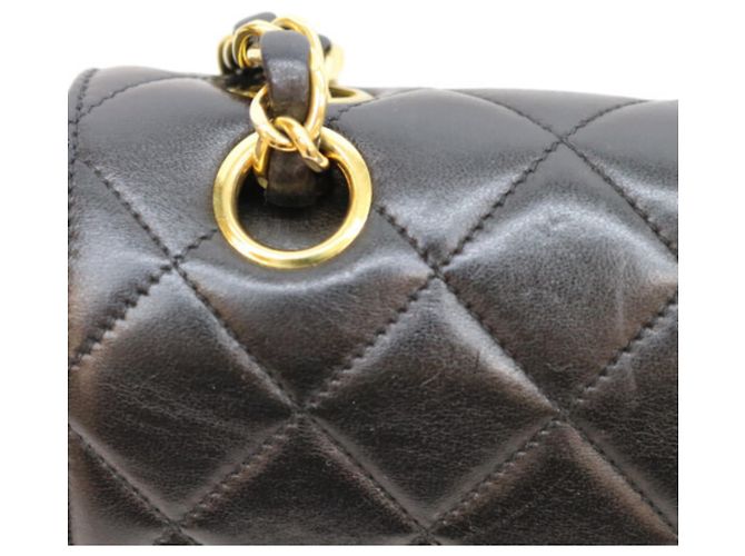 Timeless Borsa a Spalla Chanel Black Lambskin Double Flap Matelassé Nero - vista 7