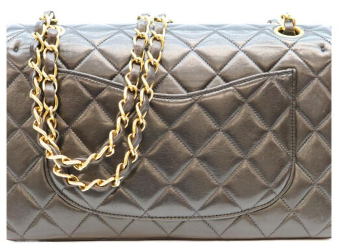 CHANEL Borsa a tracolla in pelle di agnello trapuntata con doppia patta nera Nero - vista 3