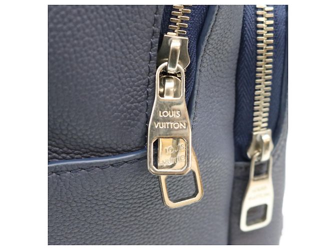 Louis Vuitton Navy Aerogram Discovery Work Backpack Navy blue - view 6
