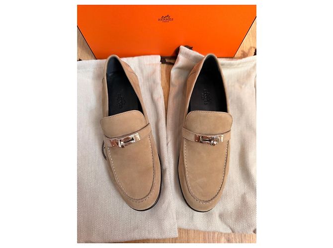Mocassini Hermès Destin in capra Beige - vista 9