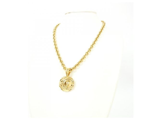 Collana Chanel dorata con pendente D'oro - vista 5