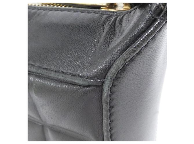 Borsa a tracolla Chanel Chocolate Bar Line 17360 Nero - vista 4