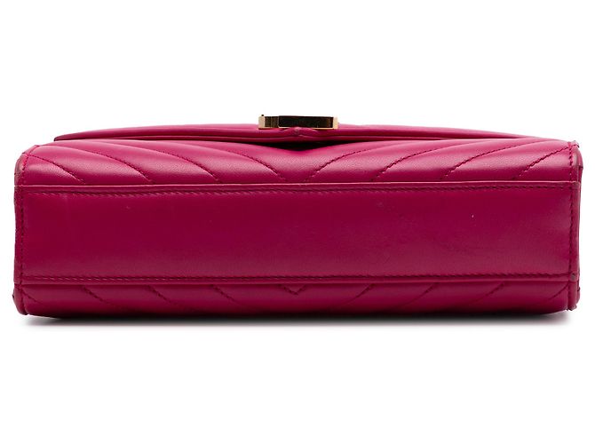 Piccola borsa bustina Saint Laurent in pelle di vitello Chevron Monogram rosa - vista 3