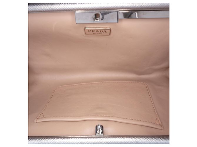 Prada Silver Metallic Saffiano Frame Clutch Silber - Ansicht 4