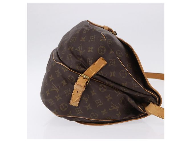 Louis Vuitton Saumur Monogram 35 Marrone - vista 3