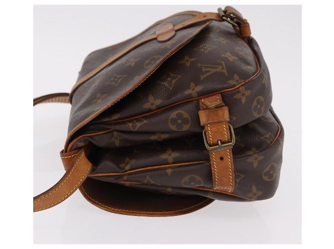 Louis Vuitton Saumur Monogram 30 Marrone - vista 4