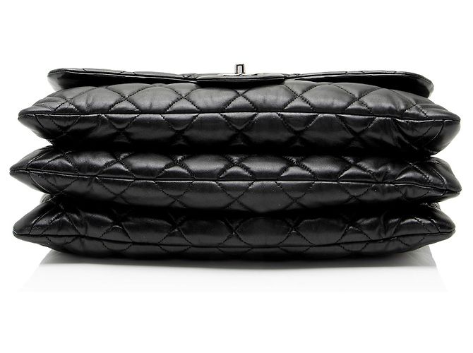 Gabrielle Borsa Chanel Lambskin 3 Accordion Maxi Flap Nero - vista 4