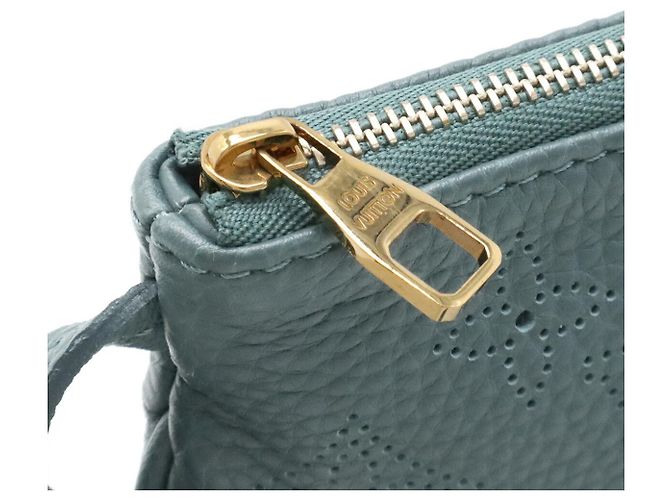 Pochette Louis Vuitton Mahina Monogram Serena Blu - vista 4