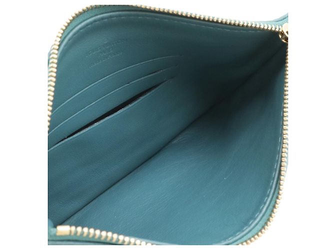Pochette Louis Vuitton Mahina Monogram Serena Blu - vista 6