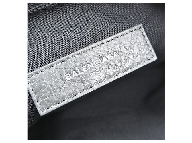 Balenciaga Clip P Leather Medium Braun - Ansicht 5