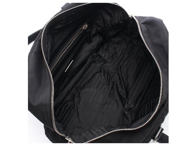 Borsa a tracolla in nylon nero e pelle Prada - vista 3