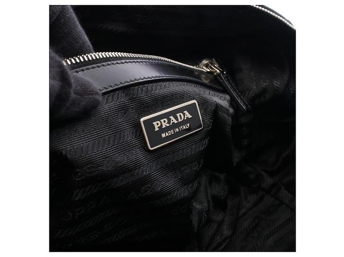 Borsa a tracolla in nylon nero e pelle Prada - vista 4