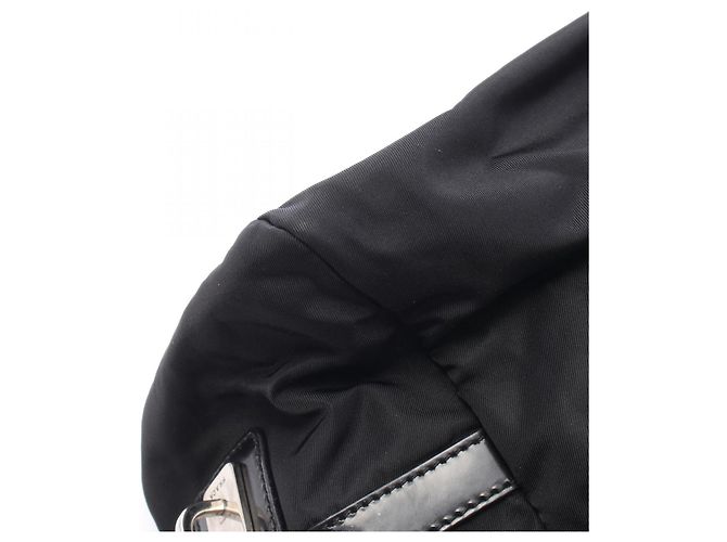 Borsa a tracolla in nylon nero e pelle Prada - vista 7
