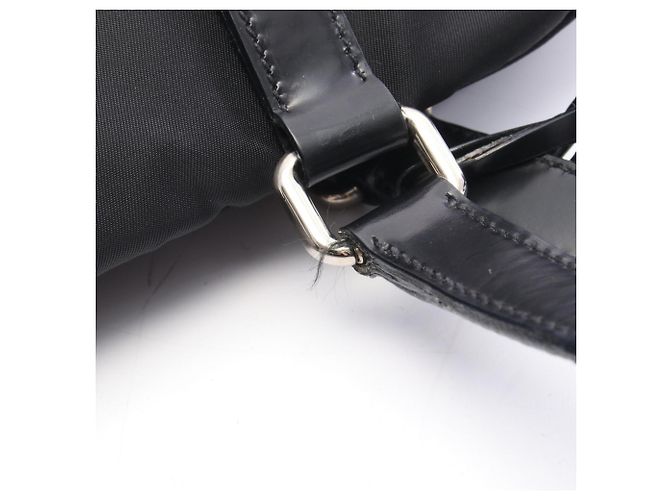 Borsa a tracolla in nylon nero e pelle Prada - vista 8