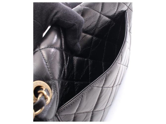 Borsa a tracolla in pelle matelassé Chanel Nero - vista 6