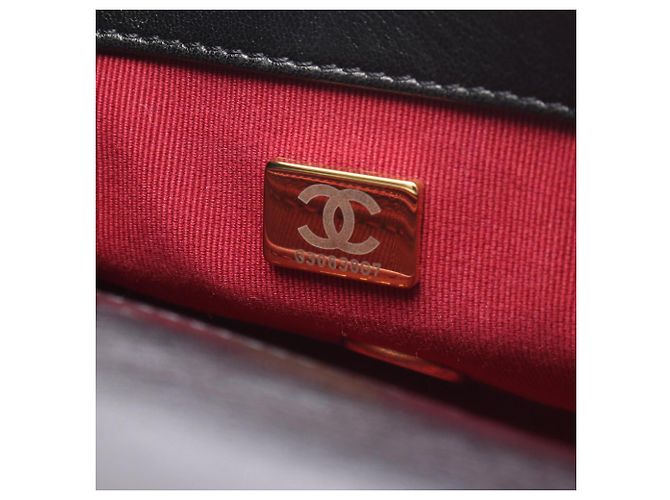 Borsa a tracolla Chanel Matelassé in pelle nera Small Flap Nero - vista 5
