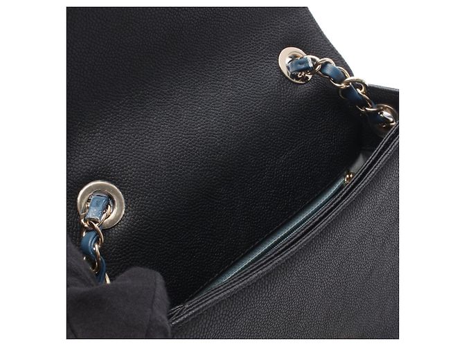 Borsa a tracolla Chanel Matelassé Half Coco Nero - vista 7