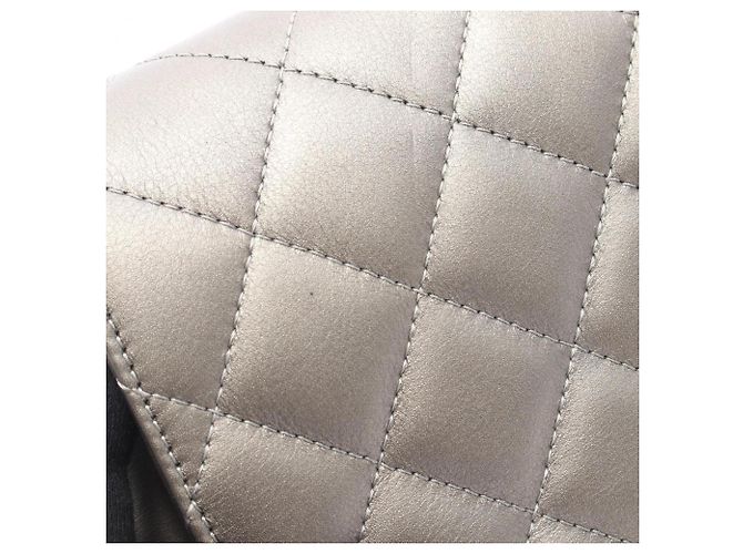 Borsa a Spalla Chanel Matelassé Round Flap Small Marrone - vista 8