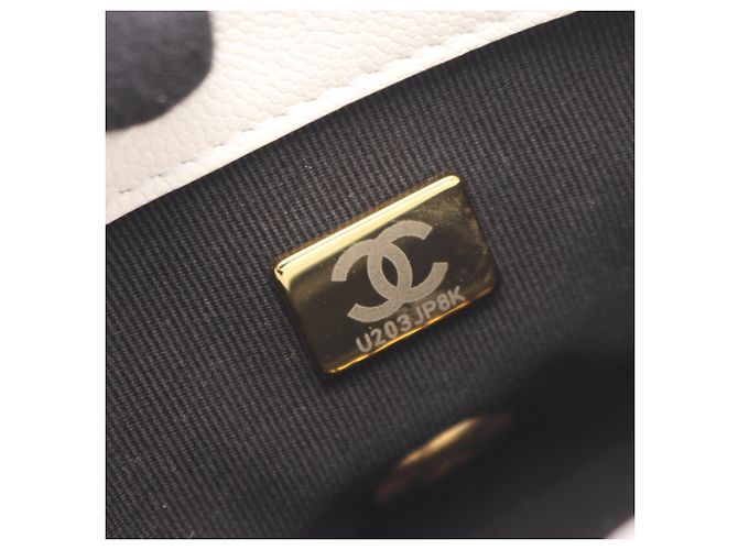 Timeless Borsa a Spalla Chanel Mini Matelassé Bianco - vista 5