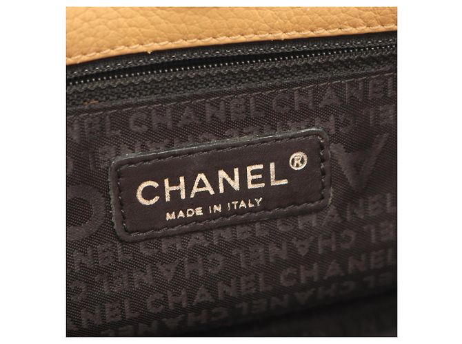 Borsa Chanel beige in pelle caviar - vista 4
