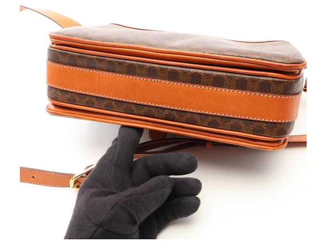 Céline Borsa a Spalla Celine Macadam Marrone - vista 11
