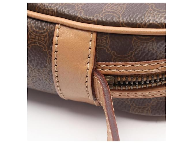 Céline Borsa a Spalla Celine Macadam Marrone - vista 9