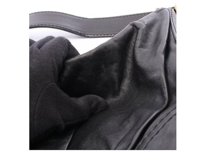 Sac à bandoulière Gucci en cuir noir - vue 10
