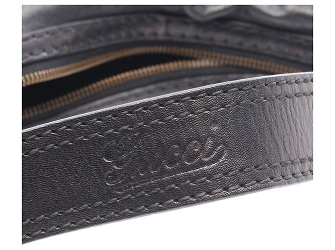 Sac à bandoulière Gucci en cuir noir - vue 5