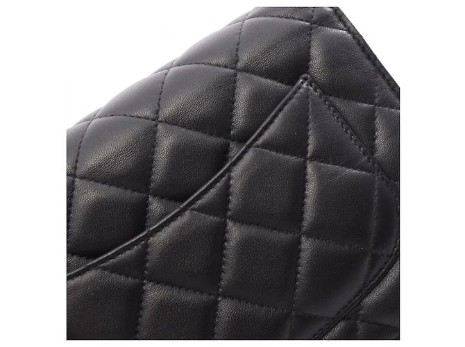 Borsa a tracolla Chanel Matelassé in agnello Nero - vista 9