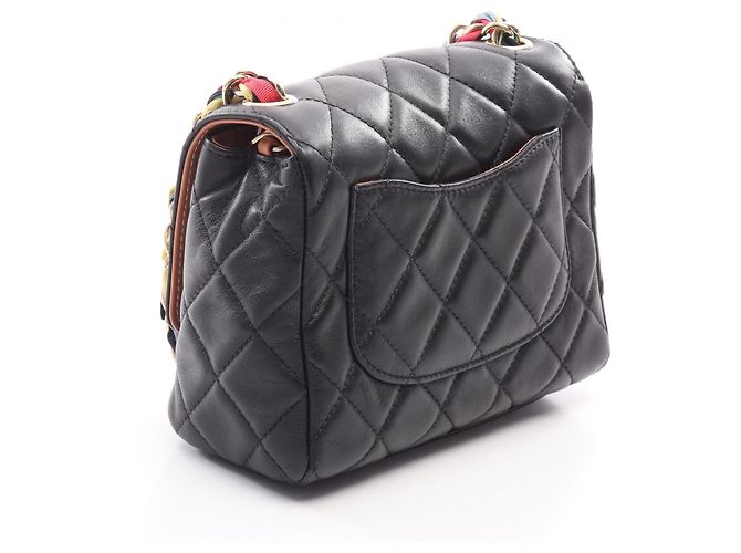 Borsa a tracolla Chanel Matelassé nera Nero - vista 2