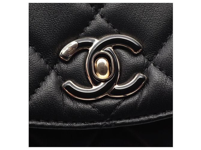 Borsa a tracolla Chanel Matelassé nera Nero - vista 9