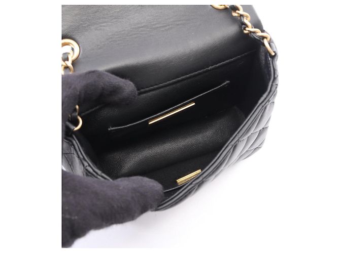 Borsa a tracolla Chanel Matelassé in pelle di agnello nera Nero - vista 3