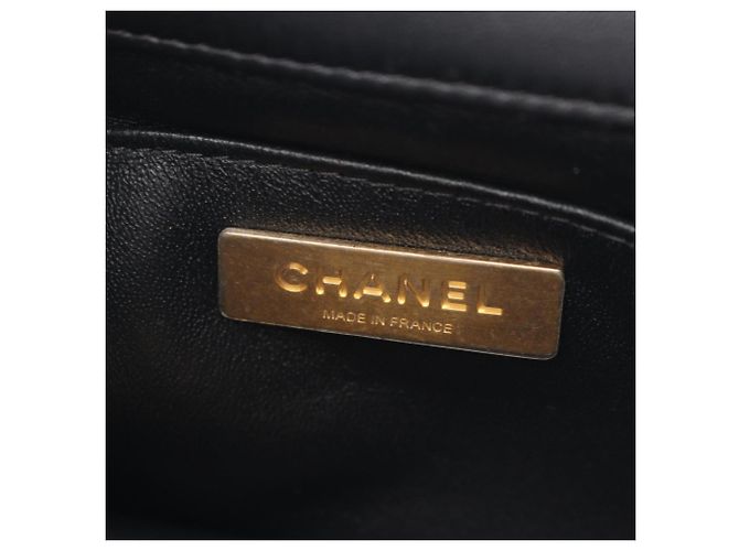 Borsa a tracolla Chanel Matelassé in pelle di agnello nera Nero - vista 4