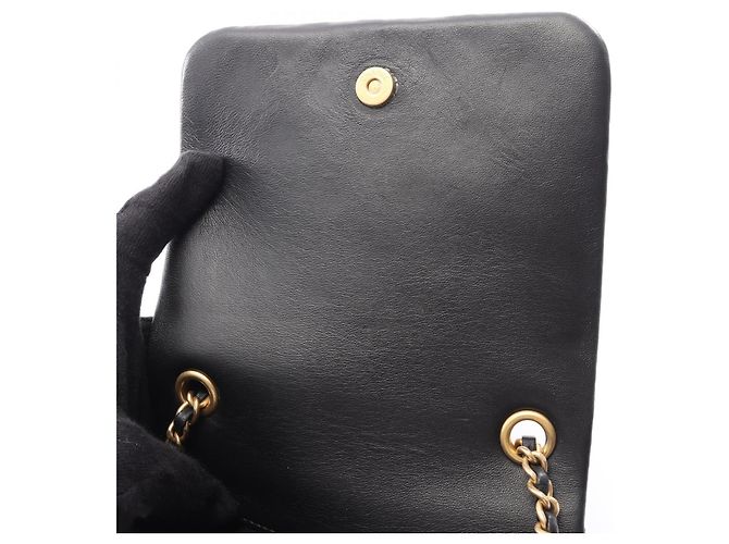 Borsa a tracolla Chanel Matelassé in pelle di agnello nera Nero - vista 9