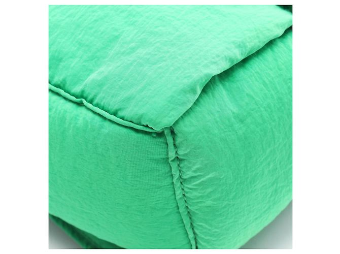 Borsa a tracolla Bottega Veneta Padded Tech Cassette Verde - vista 5