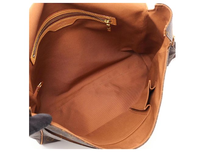 Borsa a Spalla Louis Vuitton Abbesses Monogram Marrone - vista 3