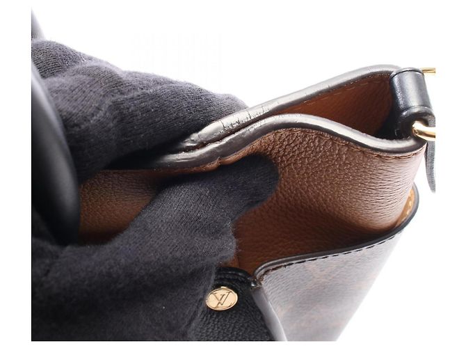 Borsa Louis Vuitton On My Side MM Monogram Noir Marrone Nero - vista 7