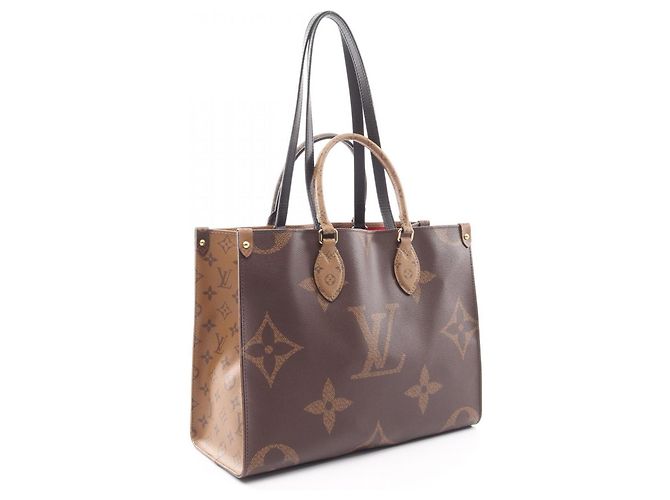 Borsa Tote Louis Vuitton OnTheGo MM Monogram Giant Marrone Beige - vista 2